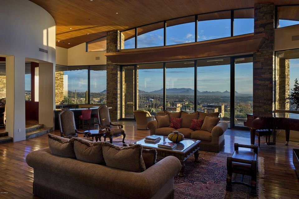 Luxury Living In Desert Mountain